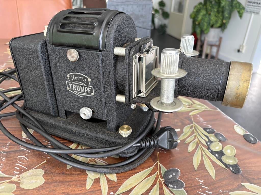 Noris Trumpf Dia/Film projector met fims, Ophalen of Verzenden, Gebruikt