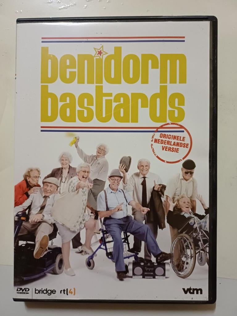 Benidorm Bastards, Vanaf 12 jaar, Ophalen of Verzenden, Zo goed als nieuw, Romantische komedie
