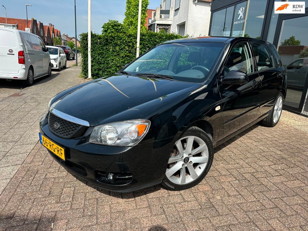 Kia Cerato 2.0-16V Sport|Trekhaak|1e Eigenaar|Clima|Nwe APK, Auto's, Kia, Bedrijf, Te koop, Cerato, ABS, Airbags, Airconditioning
