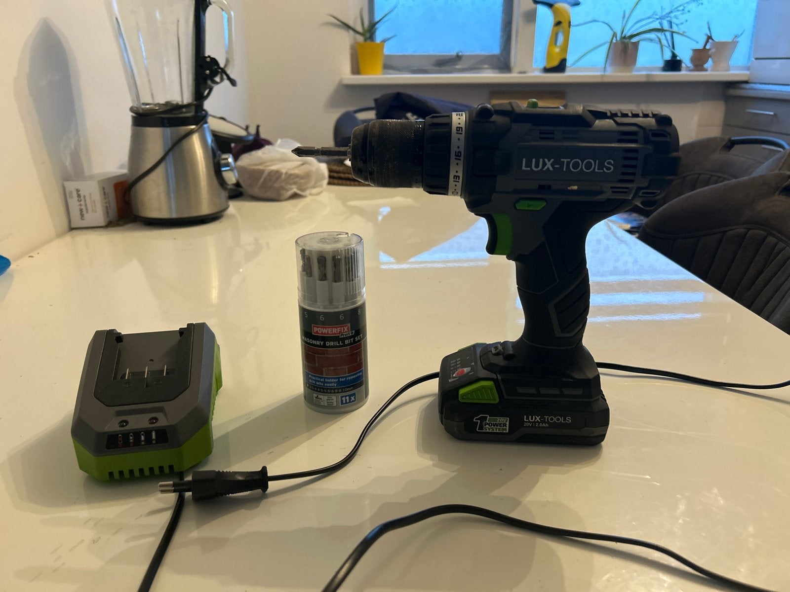 Lux-Tools Accuboormachine met oplader en borenset, Doe-het-zelf en Verbouw, Gereedschap | Boormachines, Variabele snelheid, Ophalen of Verzenden