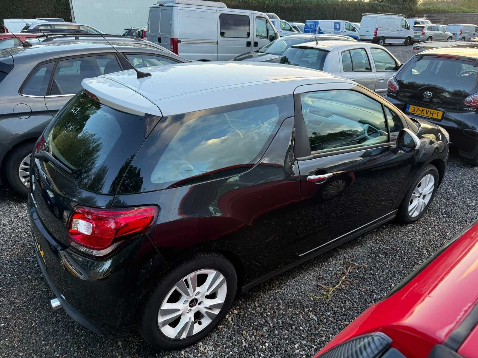 2010 Citroen DS3 1.4 Chic Personenauto, Auto's, Voorwielaandrijving, Euro 5, 4 cilinders, Zwart
