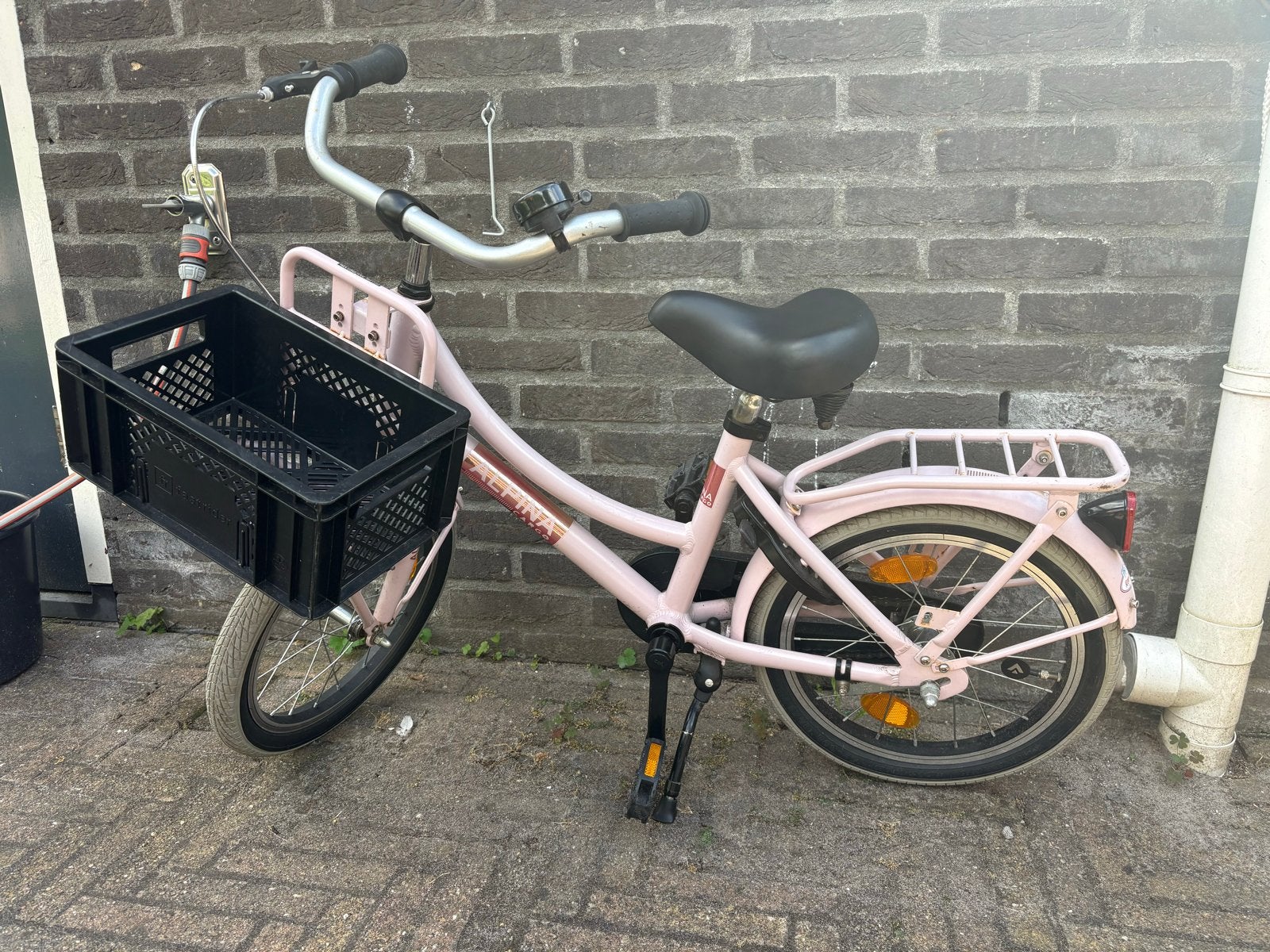 Alpina kinderfiets 16 inch - Roze met mandje, Ophalen, Gebruikt, Velgrem, Minder dan 16 inch