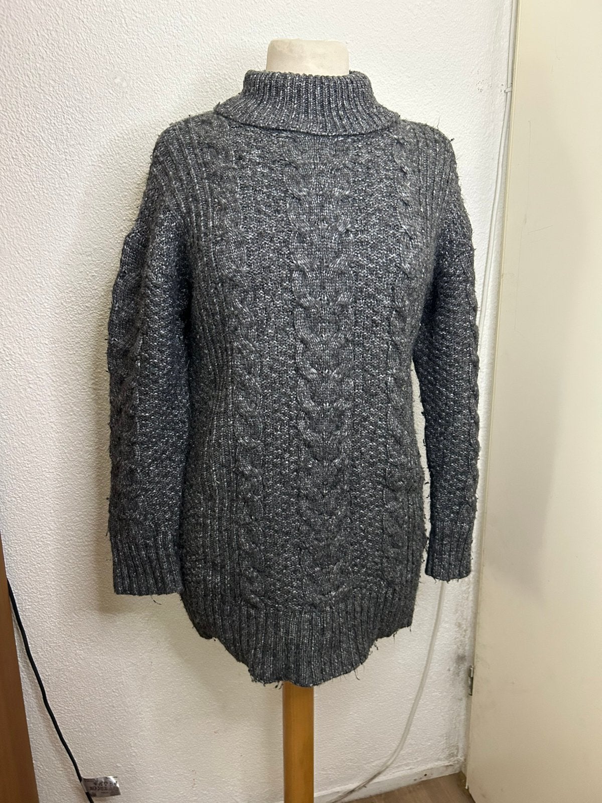 Wollen gebreide dames trui | Primark | maat S/36 | 5% wol, Kleding | Dames, Truien en Vesten, Ophalen of Verzenden, Gedragen, Maat 36 (S)