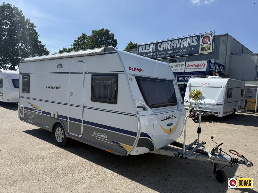 Dethleffs Camper 450 DB met Fietsenrek mover zakluifel, Caravans en Kamperen, Caravans, Schokbreker, Rondzit, Tot en met 2, Bedrijf