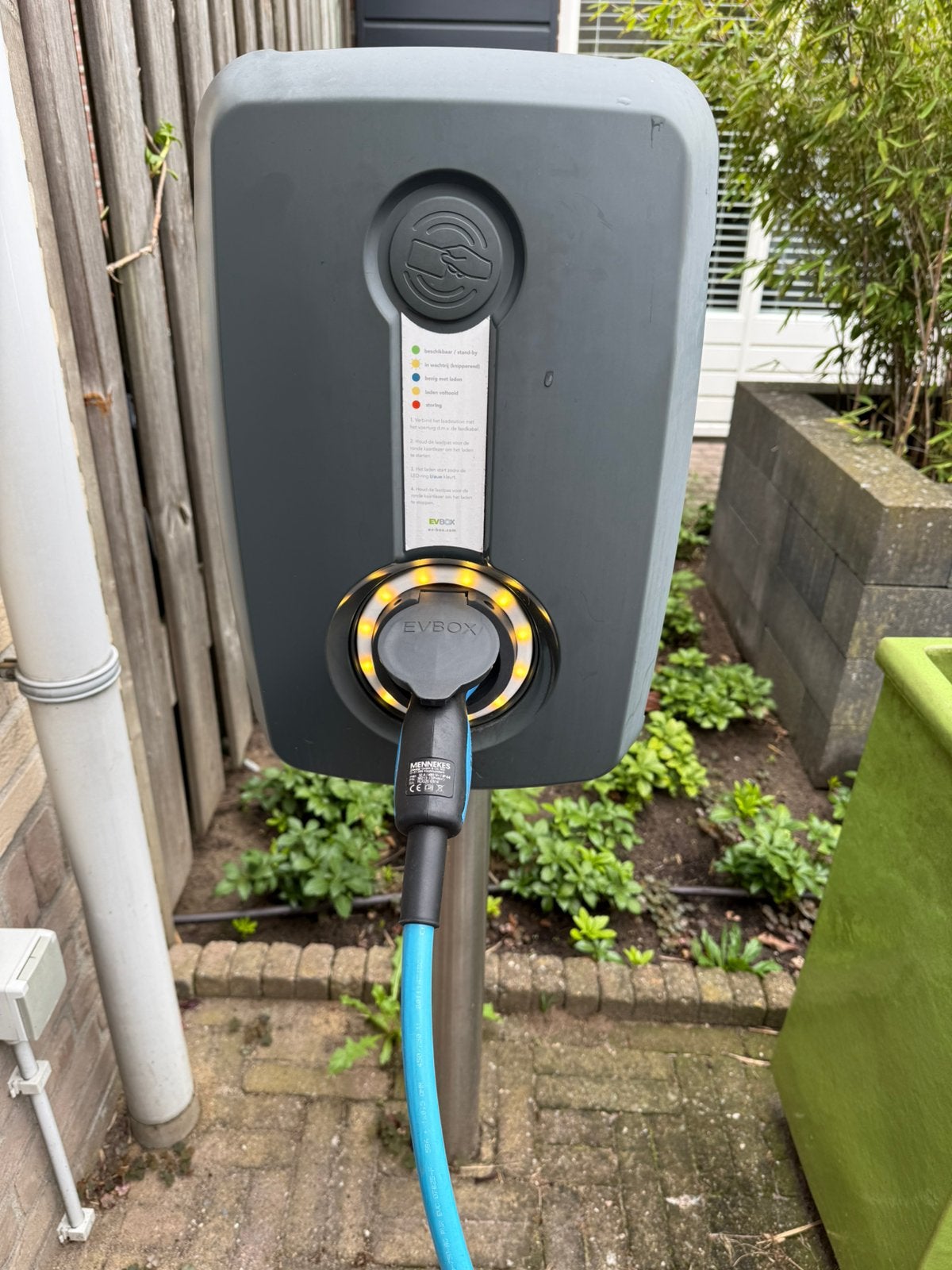 EVBox laadpaal 11kW (3-fase) – omgebouwd, incl. RVS paal, Auto diversen, Ophalen, Zo goed als nieuw, Laadpaal