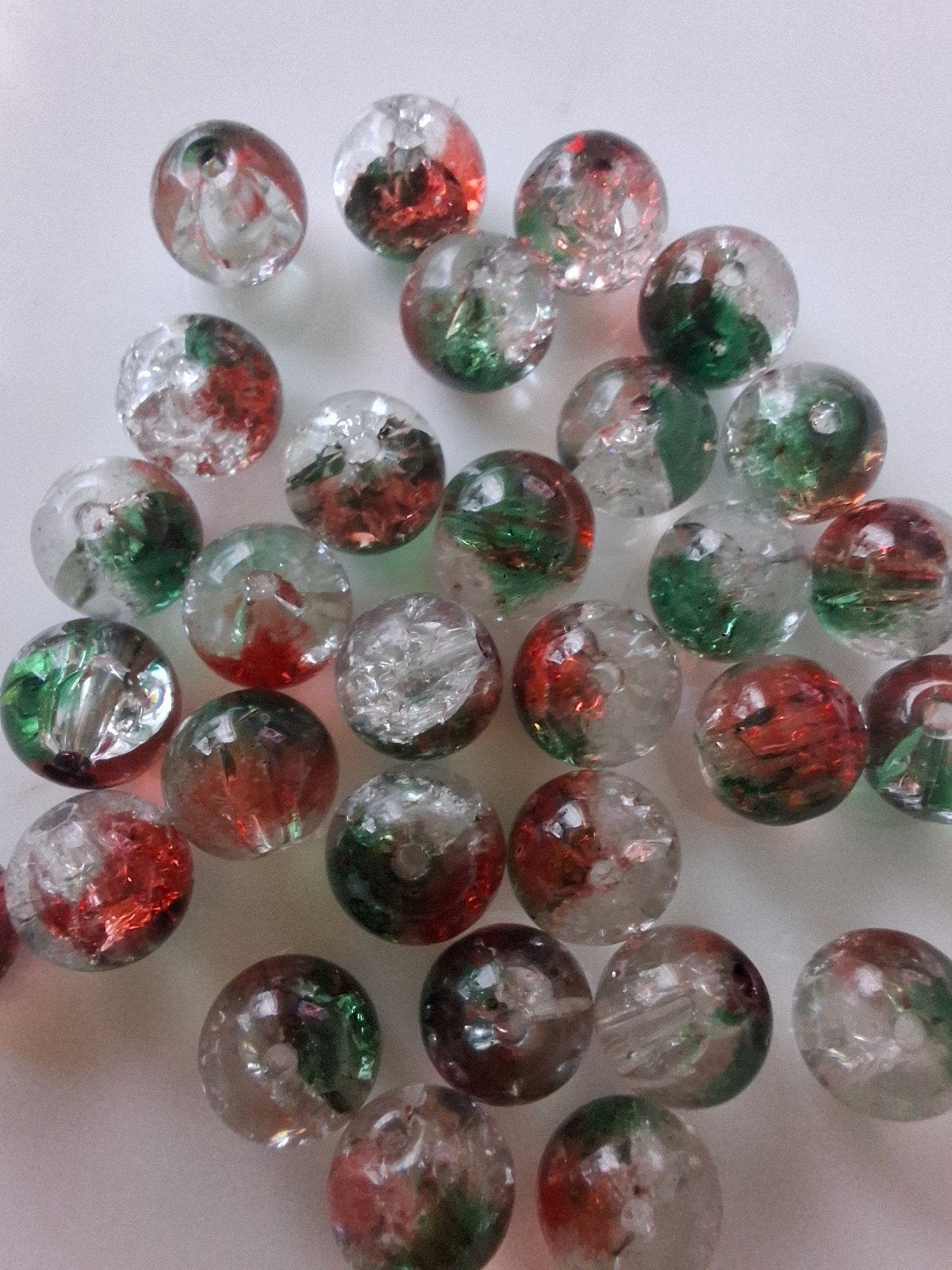 30 stuks 8 mm glaskralen crackle groen rood kralen partij, Kraal, -, -, Nieuw