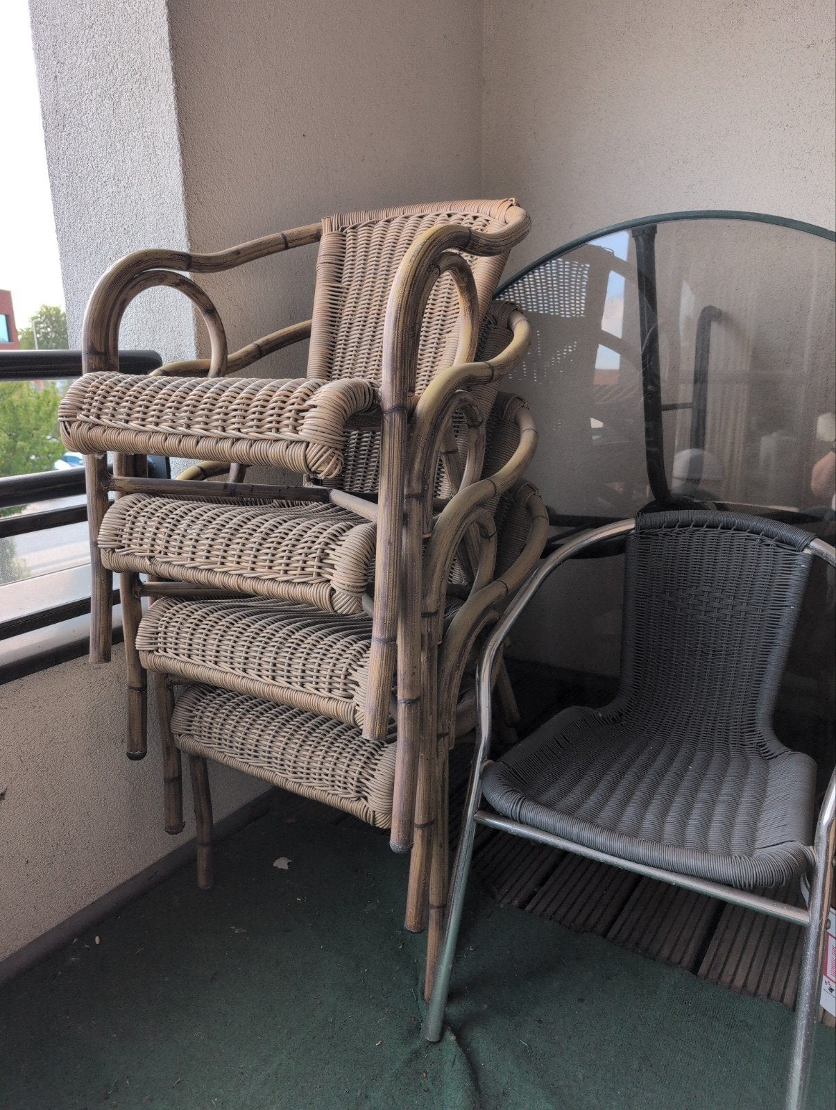 Stapelbare rotan stoelen voor buiten of binnen, Ophalen of Verzenden, Gebruikt, Rotan, Stapelbaar