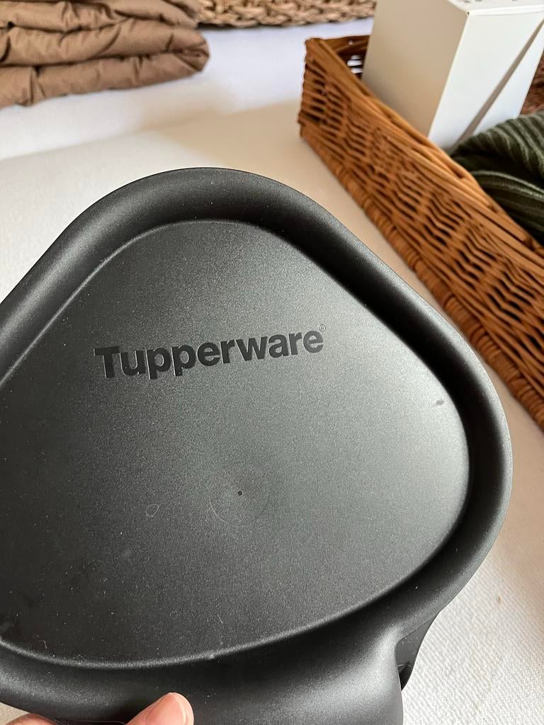 Zwarte Tupperware Biobakje voor in de keuken, Ophalen of Verzenden, Nieuw, Bak of Kom