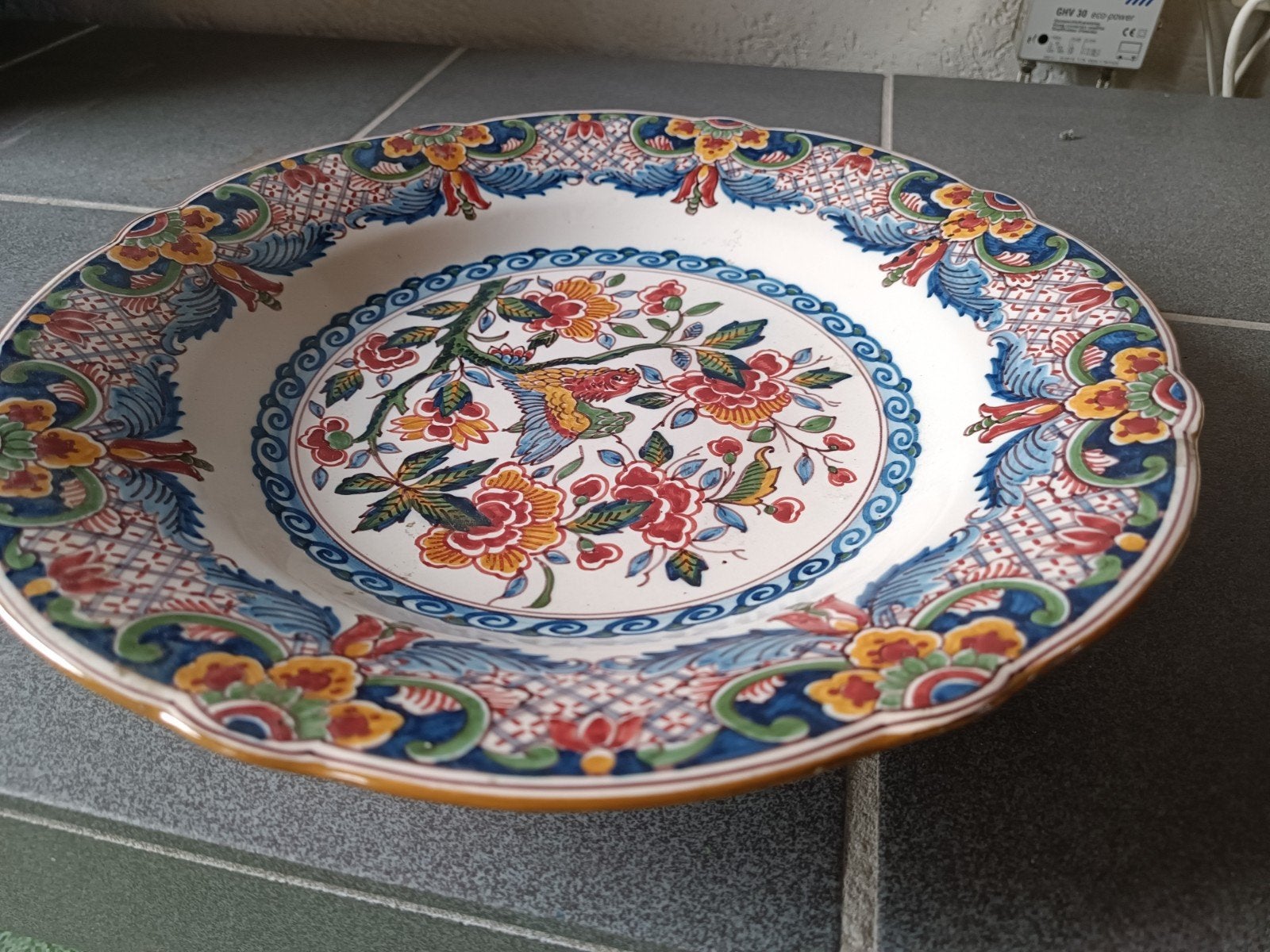 Antiek Makkum aardewerk bord 35 cm, Antiek en Kunst, Ophalen of Verzenden