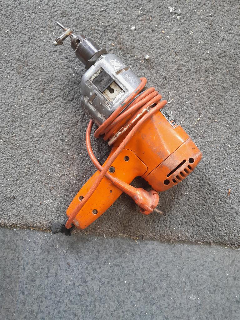 Klopboormachine Black & Decker, Boormachine, Gebruikt, Ophalen of Verzenden, Minder dan 400 watt
