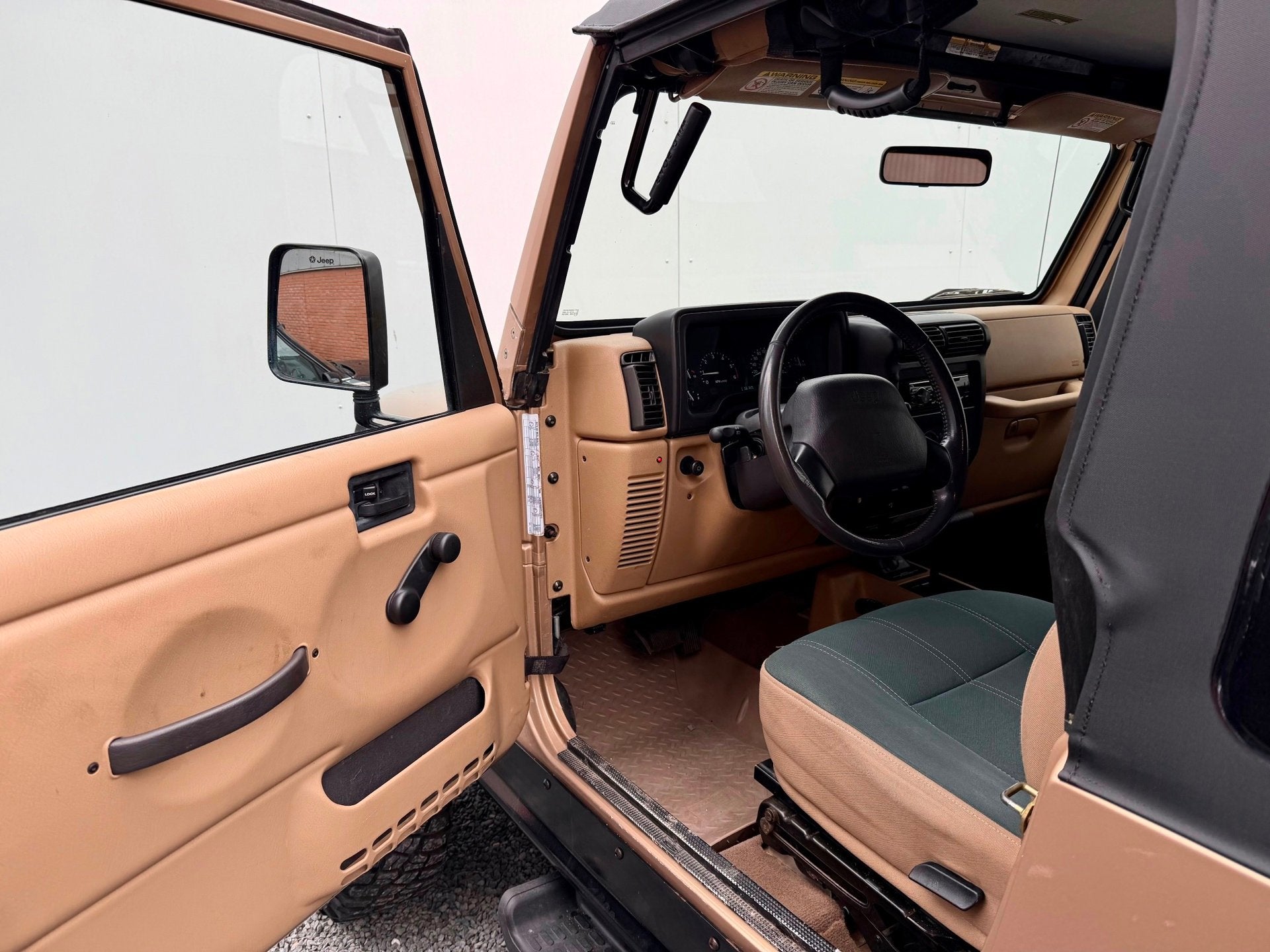 Jeep Wrangler 4.0i | Automaat | 2000 | Uniek |, Auto's, Jeep, Gebruikt, Huisgarantie, Vierwielaandrijving, 1470 kg