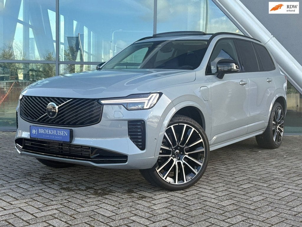 Volvo XC90 2.0 T8 Plug-in hybrid AWD Ultra Dark FACELIFT 455, Gebruikt, Zwart, 4 cilinders, 1969 cc