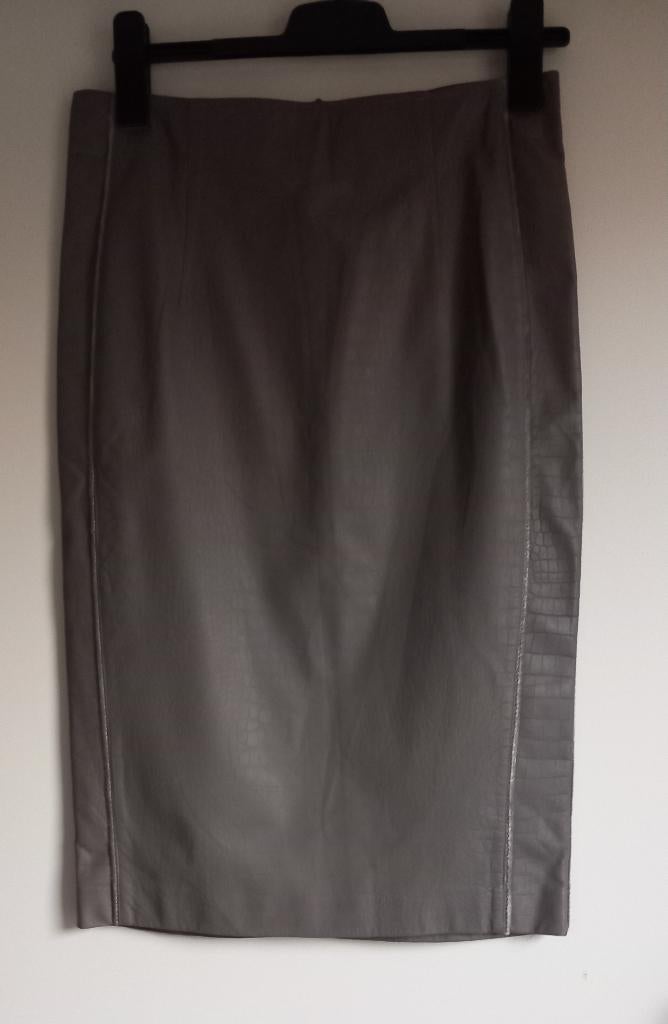 Ital. Designer Chicca Lualdi: Vintage taupe leren rok, Maat 38/40 (M), Bruin, Ophalen of Verzenden, Zo goed als nieuw