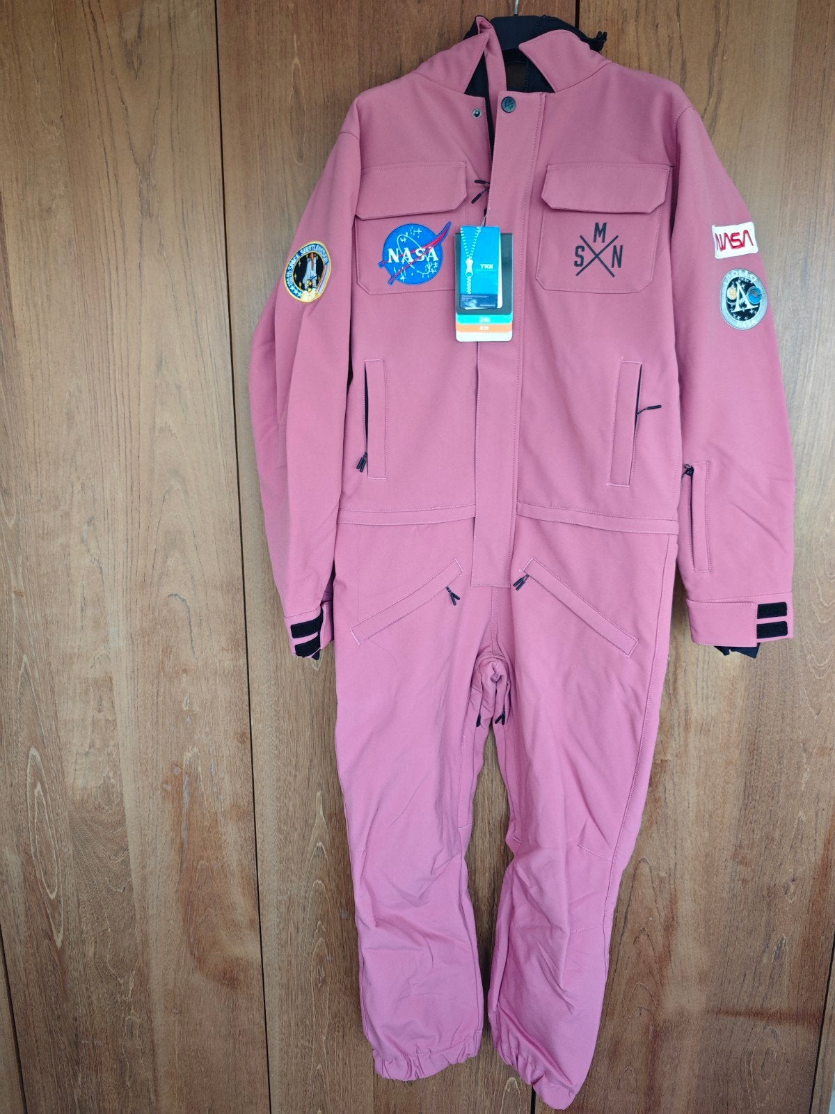 New Roze NASA Skisuit - XS/S/L, Kleding | Dames, Overige typen, Nieuw, Ophalen of Verzenden, SMN