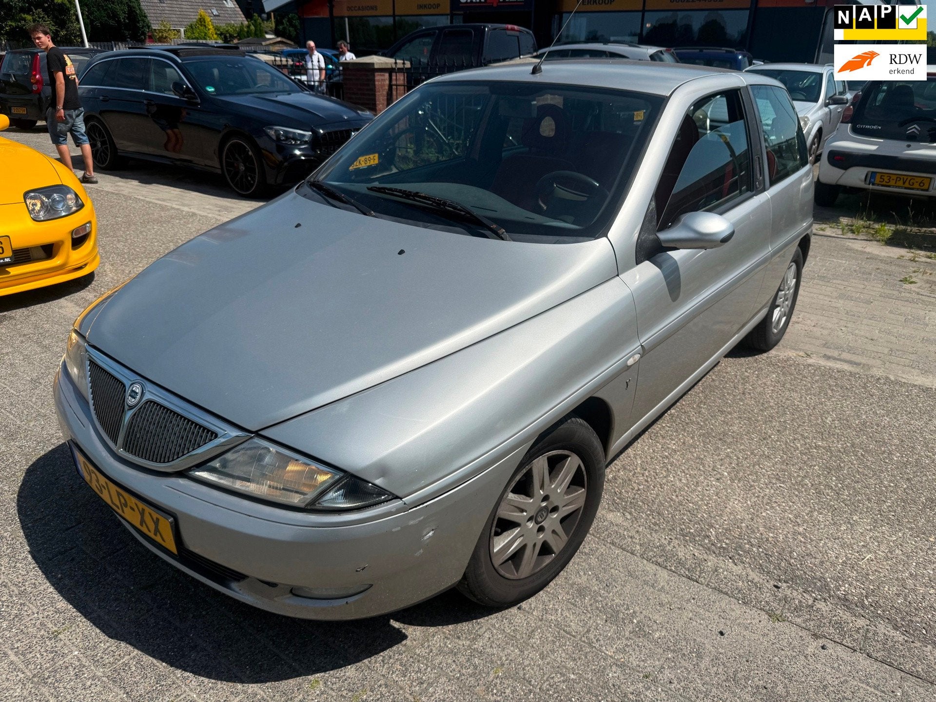 Lancia Ypsilon 1.2-16V Unica RIJDT PERFECT/AFLEVERING NWE AP, Auto's, Lancia, Voorwielaandrijving, Stof, Gebruikt, 4 cilinders