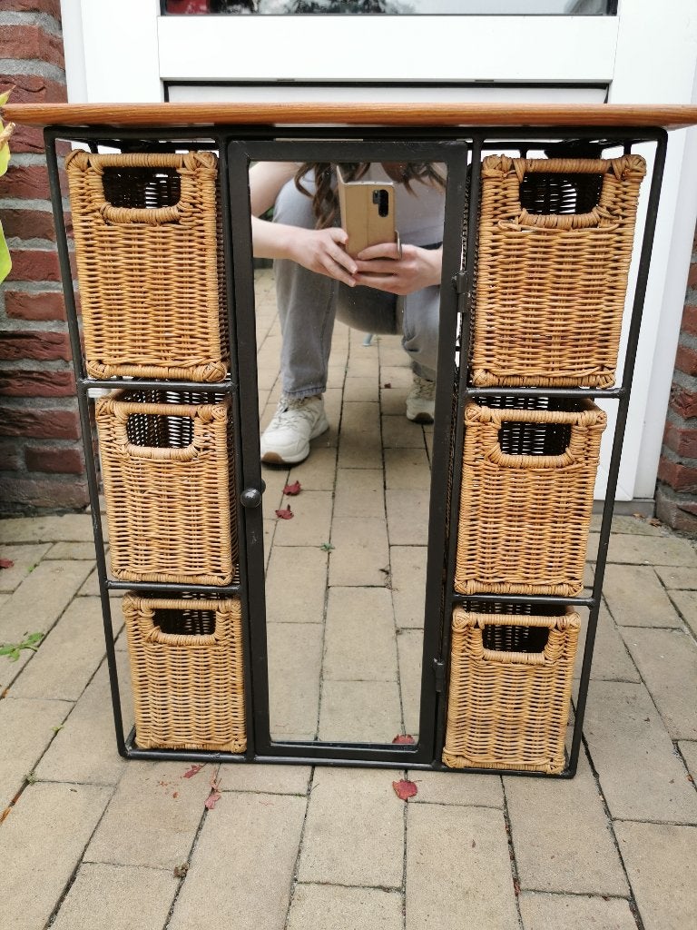 Metalen ladekastje met ingebouwde spiegel en 6 mandjes, Huis en Inrichting, Ophalen, Gebruikt, 5 laden of meer, Grenenhout