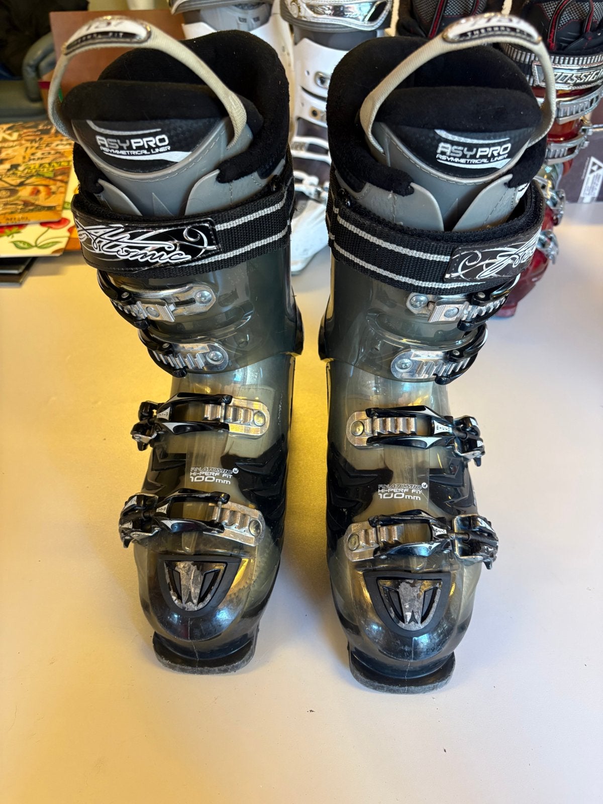 Atomic Hawx 100 skischoenen - maat 27/27,5 schoenmaat 42-43, Sport en Fitness, Gebruikt, Schoenen, Ophalen of Verzenden, Atomic