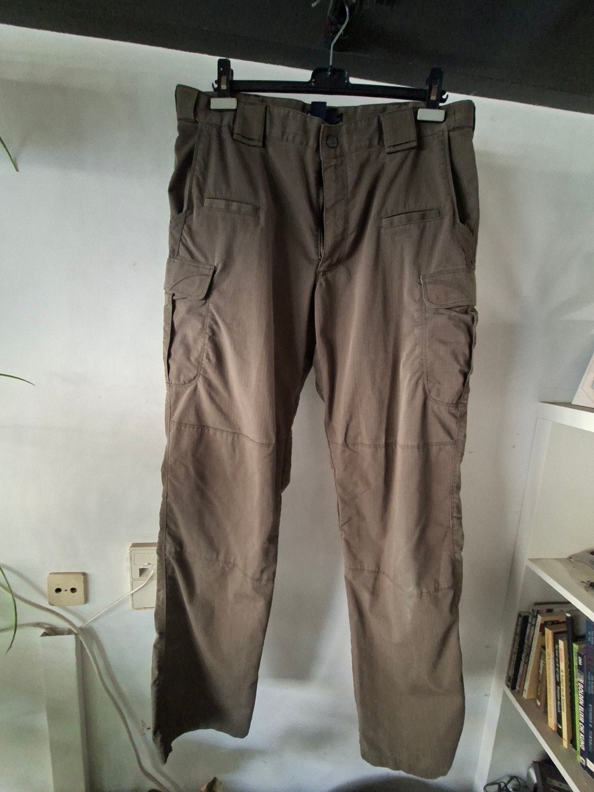 5.11 Tactical  Stryke pant Mt 36/36 36/34 groen en grijs, Maat 52/54 (L), 5.11 Tactical Series, Ophalen of Verzenden, Grijs