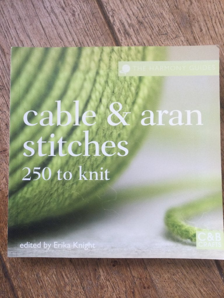 Cable & Aran stitches, Ophalen of Verzenden, Gebruikt, Breien, Patroon of Boek