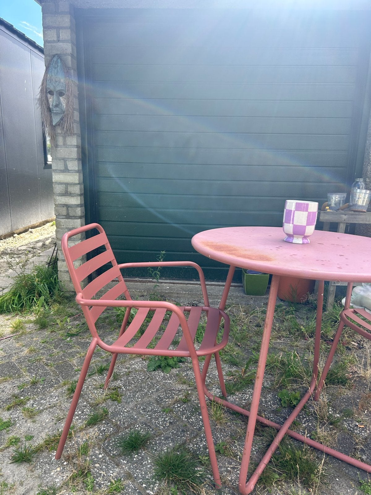 Vintage roze bistro set - tafel met 2 stoelen, Ophalen, Gebruikt, Rond, Metaal