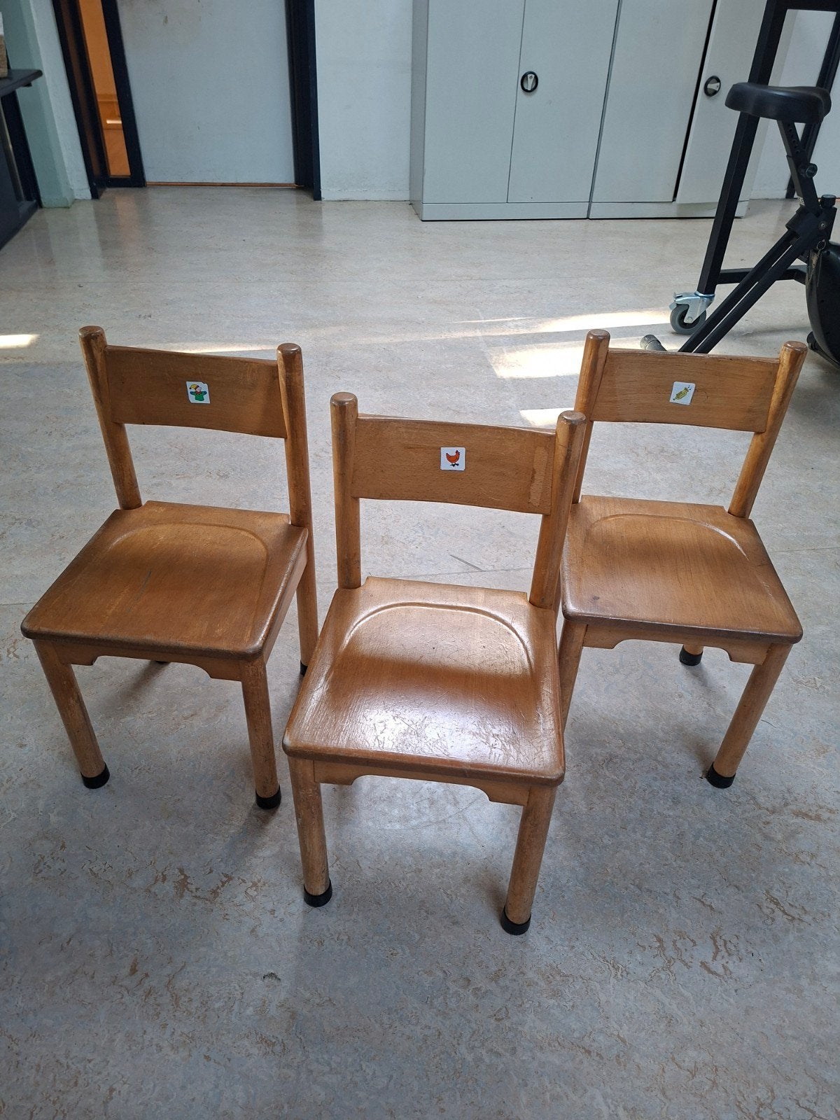 Kleuterstoeltjes, Huis en Inrichting, Ophalen, Eén