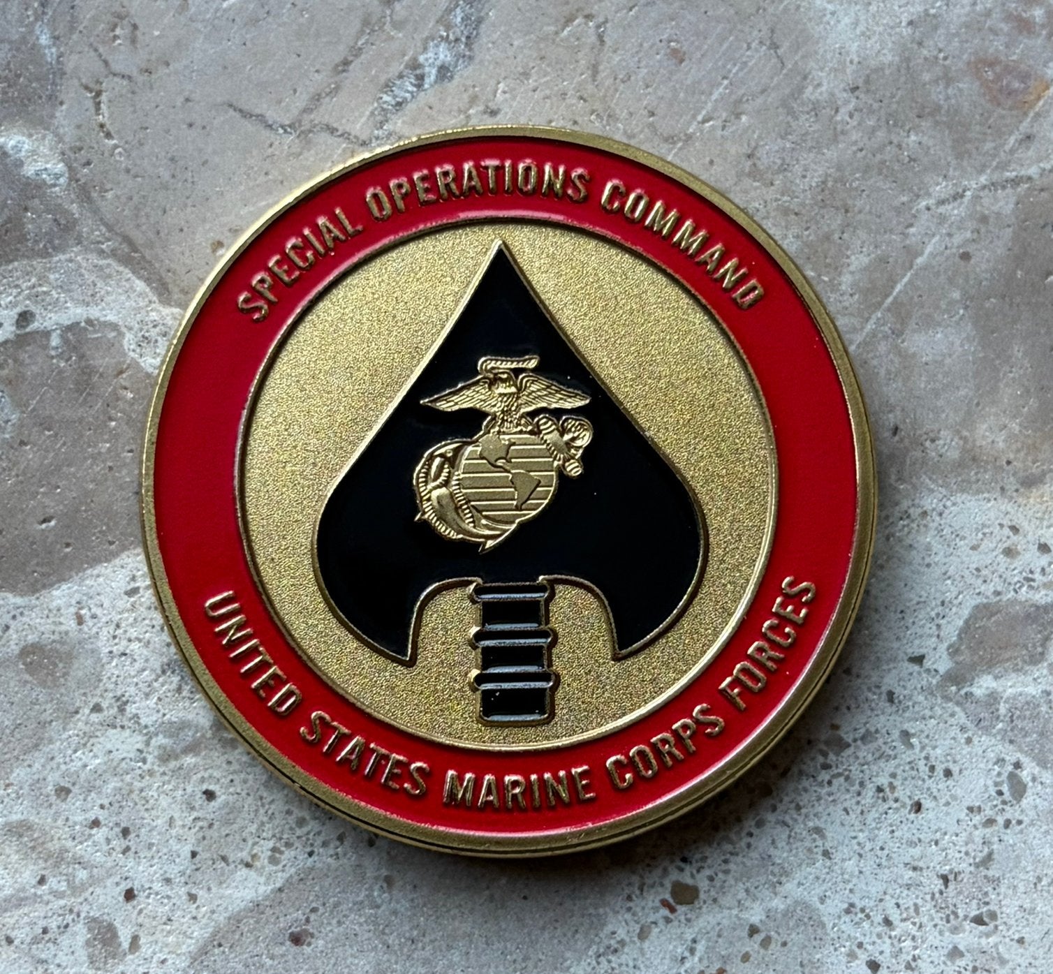 US Marine Corps special operations command coin, Ophalen of Verzenden, Marine, Amerika, Embleem of Badge