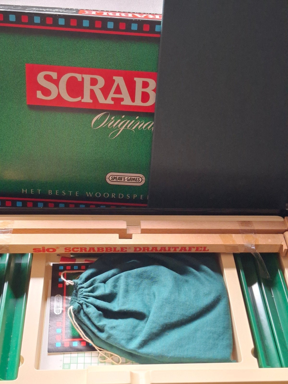 scrabble met draaitafel, Hobby en Vrije tijd, Gezelschapsspellen | Bordspellen, Een of twee spelers, Ophalen, Zo goed als nieuw