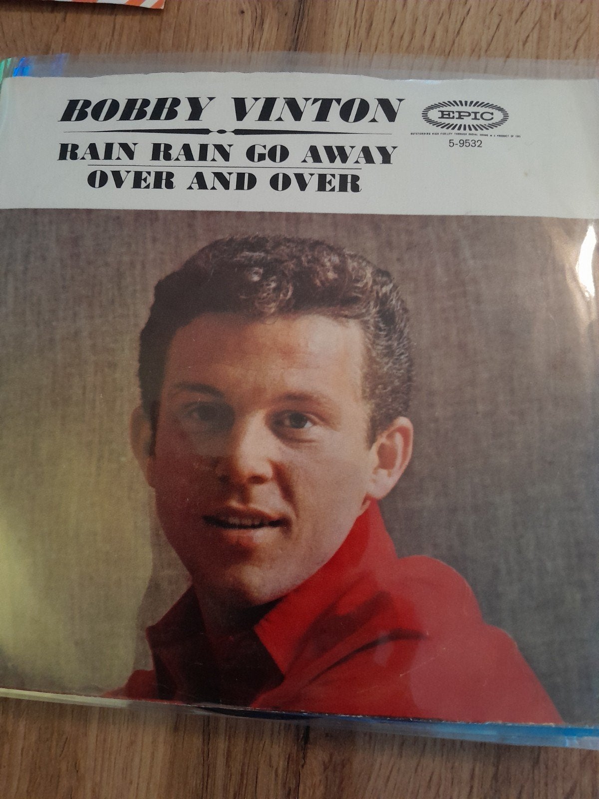 bobby vinton 7inch rain rain go away, Ophalen of Verzenden, Zo goed als nieuw, Pop