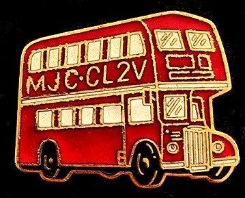 Dubbeldekkerbus MJC-CL2V- rood emaille, Ophalen of Verzenden, Nieuw, Transport, Speldje of Pin