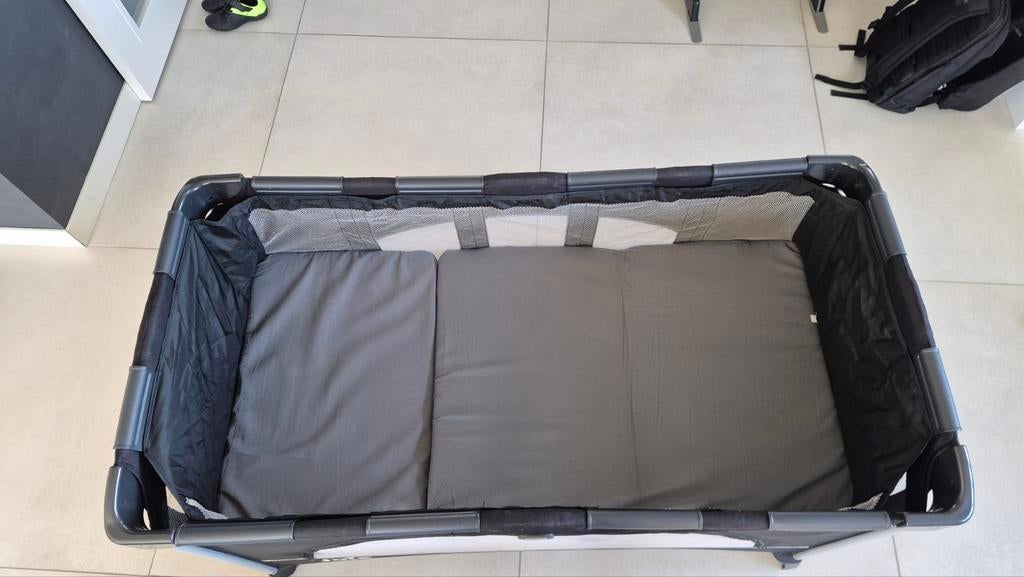 Joie campingbedje - Compact en handig reisbed, Ophalen of Verzenden, Zo goed als nieuw, Rechthoekig