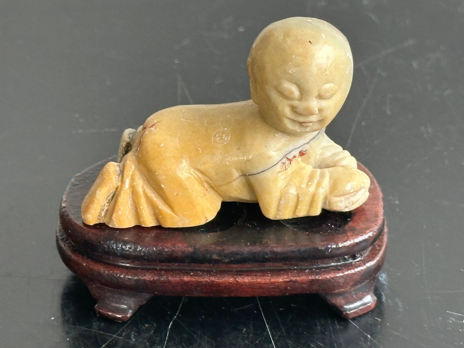 Oud Chinees speksteen Baby beeldje 5/3 cm, Ophalen of Verzenden