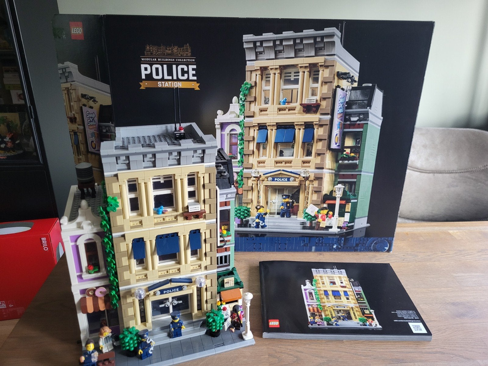 Lego 10278 Politiebureau - Compleet met doos en boekje, Kinderen en Baby's, Speelgoed | Duplo en Lego, Compleet, Gebruikt, Lego