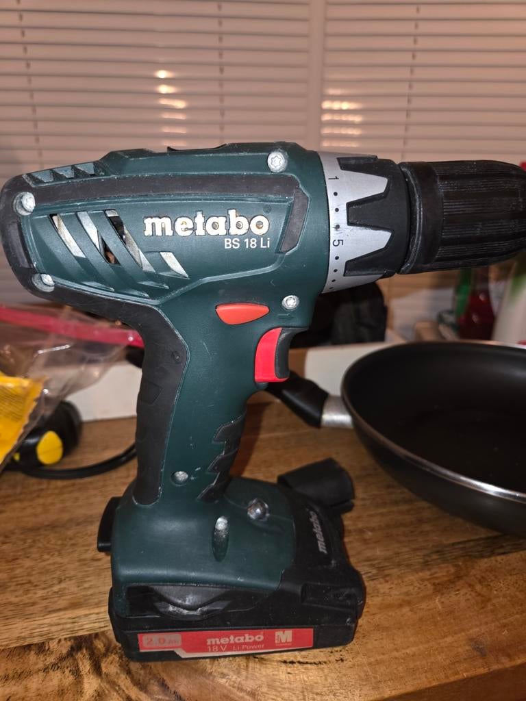 Metabo BS 18 Li Accu Boormachine 18V, Gebruikt, Variabele snelheid, Ophalen of Verzenden, Boor- en Schroefmachine
