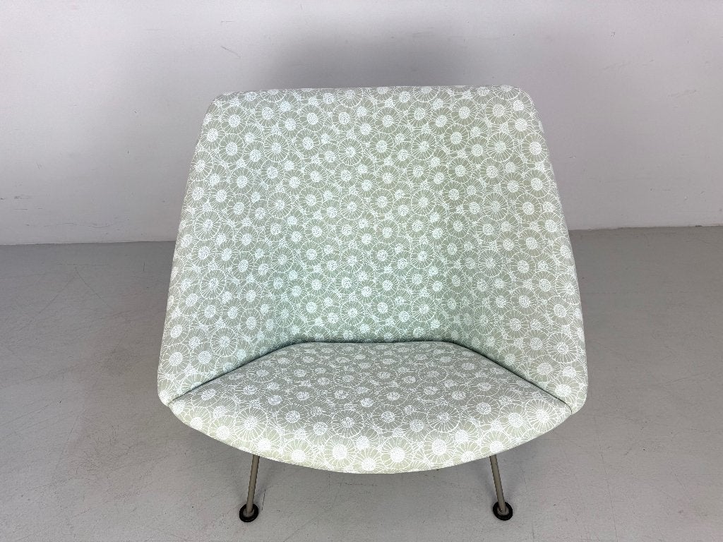 Vintage Artifort "Oyster" fauteuil by Pierre Paulin., Huis en Inrichting, Fauteuils, Ophalen of Verzenden, Zo goed als nieuw, 75 tot 100 cm