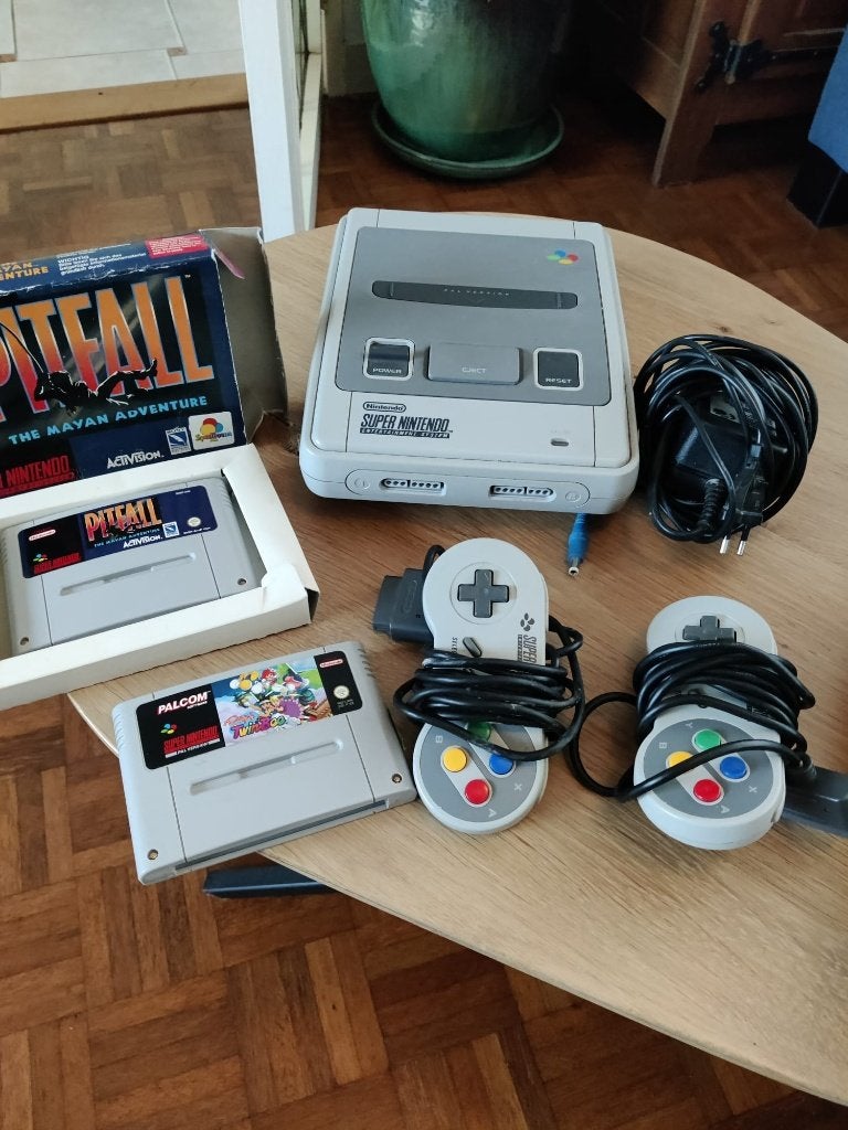 Super Nintendo SNES - Werkend, Spelcomputers en Games, Ophalen of Verzenden, Gebruikt, Met 1 controller, Met games
