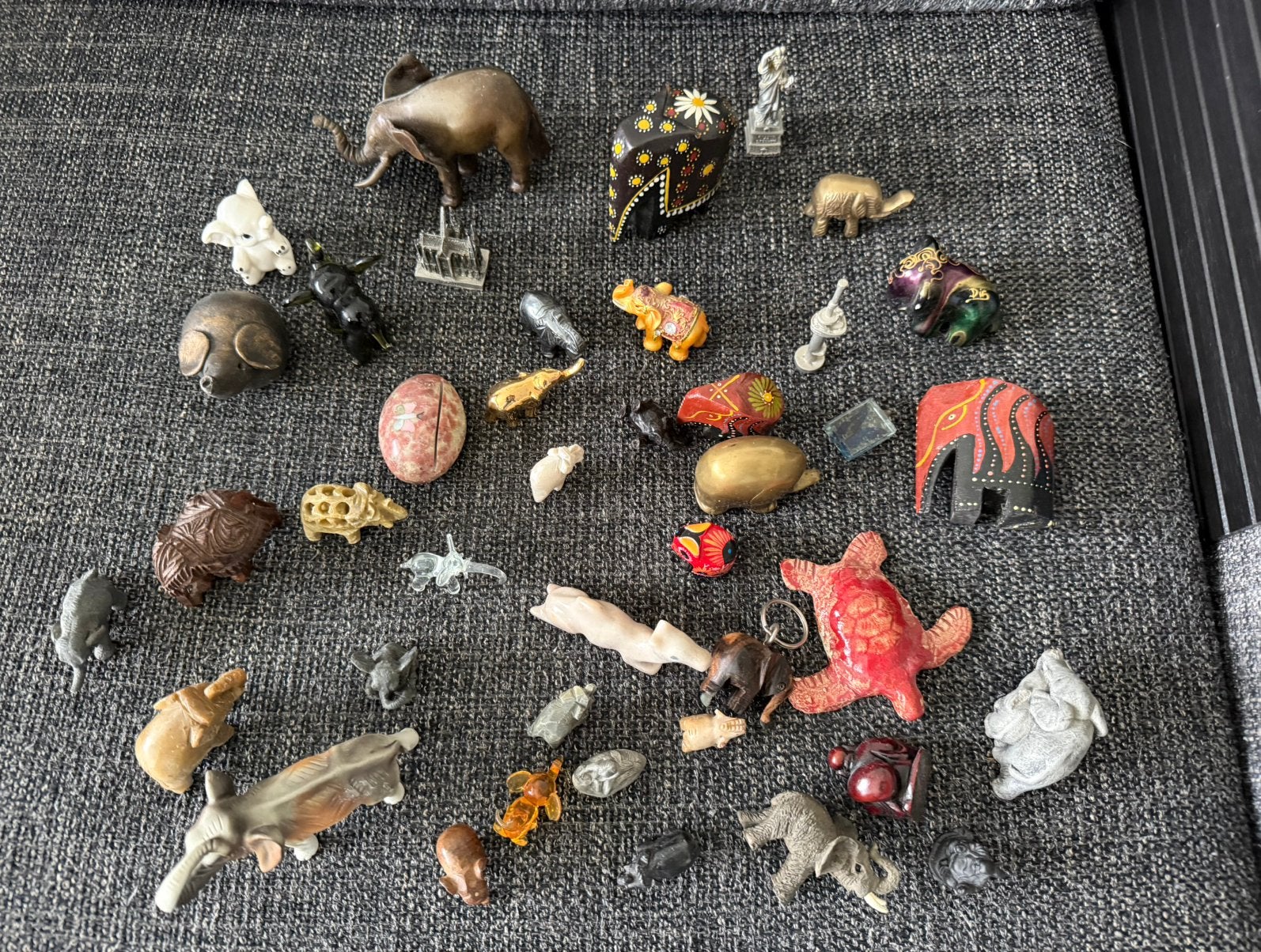 Miniatuur en andere beeldjes / olianten, Ophalen, Gebruikt, Dier