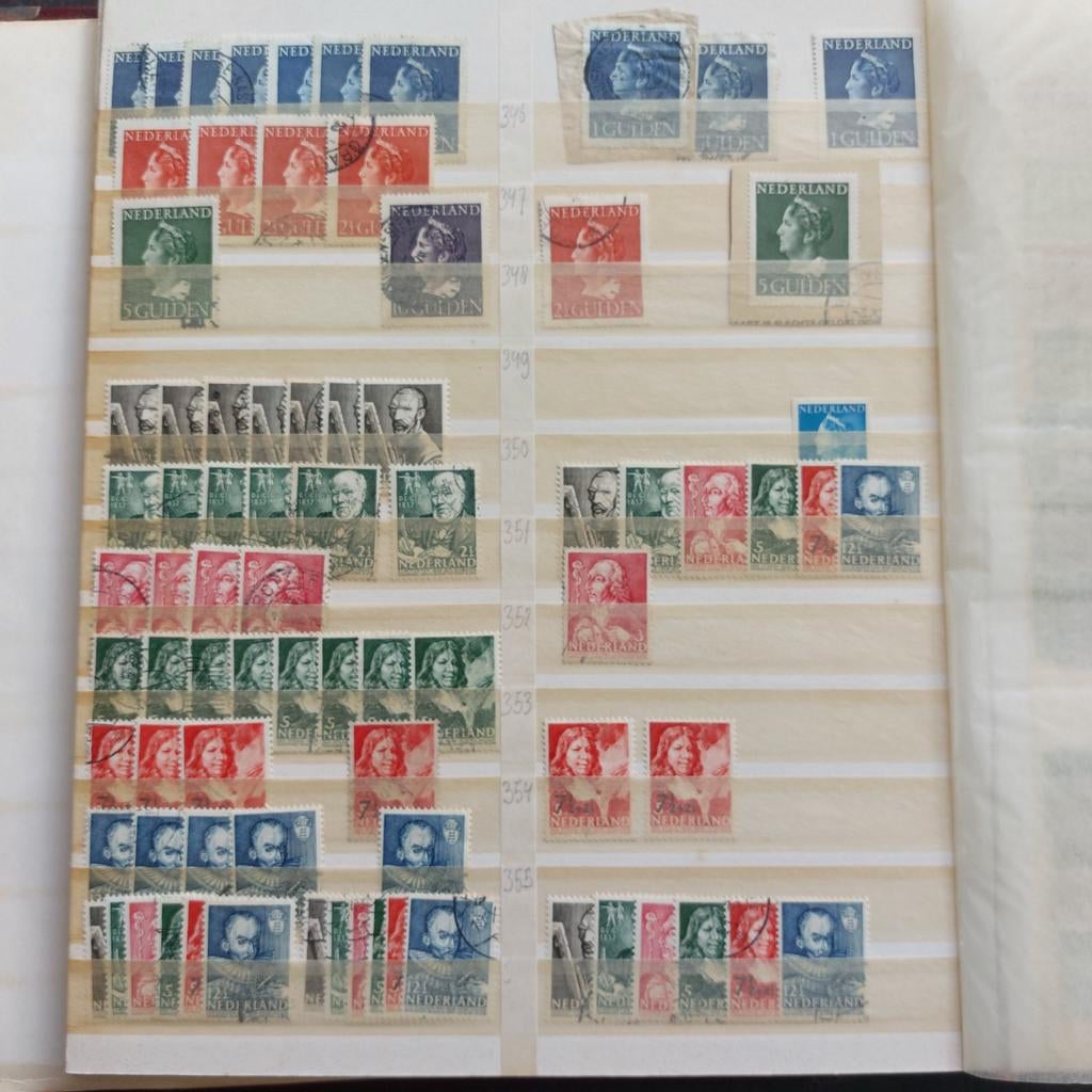 Oude postzegels Nederland in aantallen (10), Postzegels en Munten, Postzegels | Volle albums en Verzamelingen, Ophalen of Verzenden