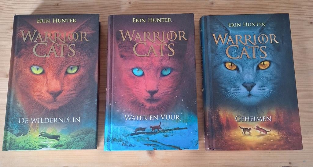 Erin Hunter - Warrior Cats serie 1 delen 1 t/m 3, Ophalen, Erin Hunter, Zo goed als nieuw, Fictie