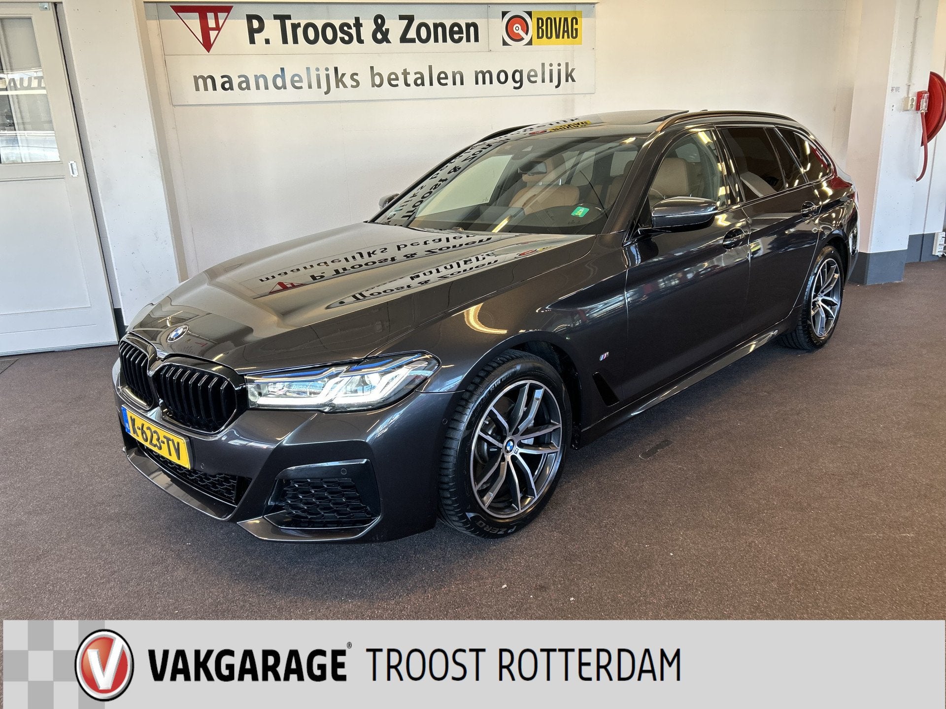 BMW 5 Serie Touring 520i High Executive M Sport | Facelift |, Auto's, Automaat, 1998 cc, Achterwielaandrijving, Gebruikt
