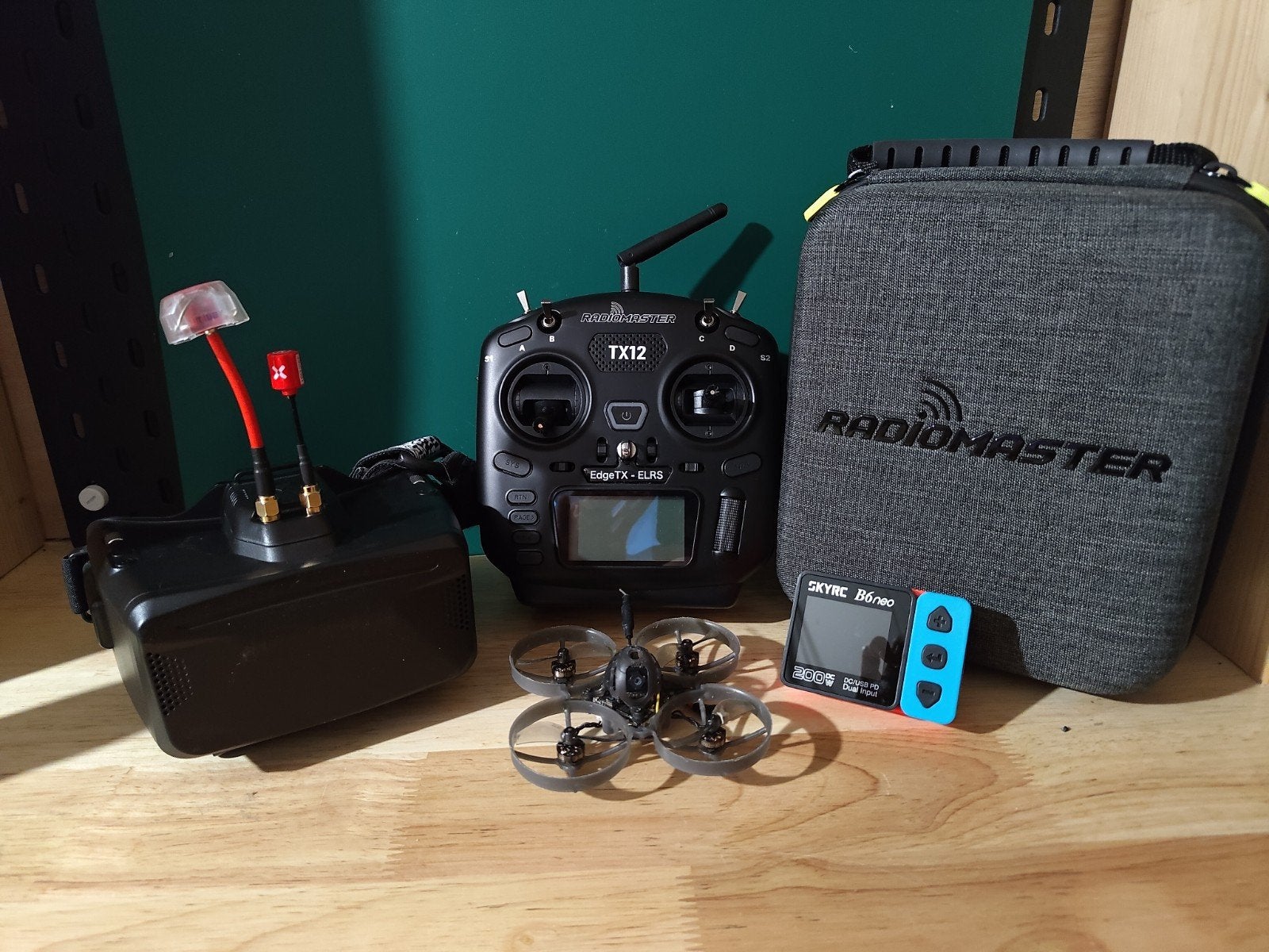 Complete FPV Kit - Mobula7,TX12,SkyZone Cobra X,Charger, Elektro, RTF (Ready to Fly), Gebruikt, Quadcopter of Multicopter