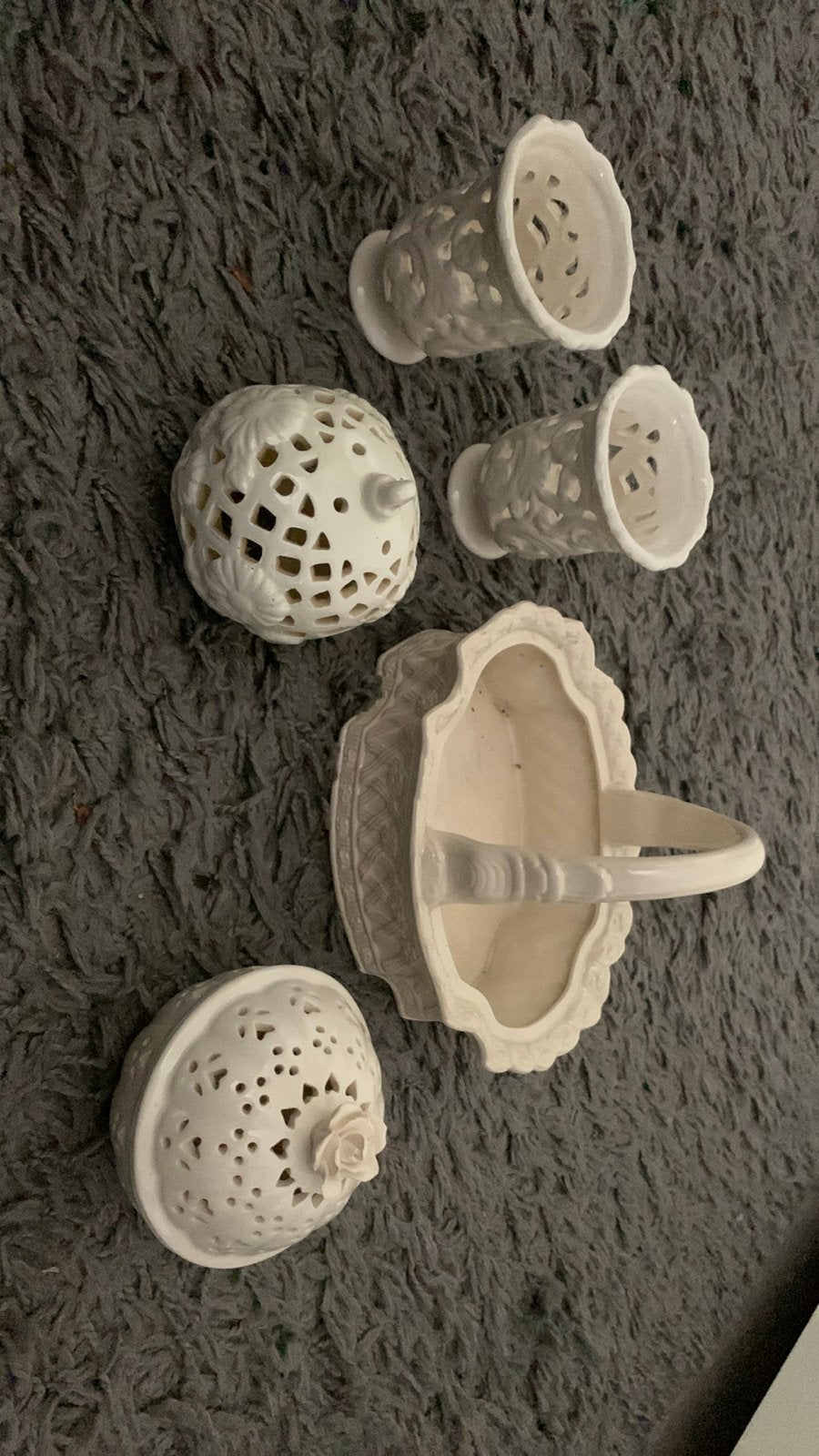 Diverse decoratieve keramische items, Ophalen