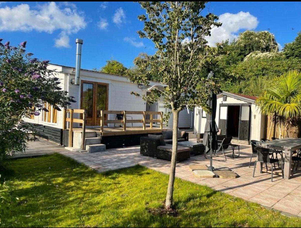 Tuinliefhebber gezocht! 2 vakantiehuisjes Ooltgensplaat, Diensten en Vakmensen, Tuinonderhoud of Snoeiwerk
