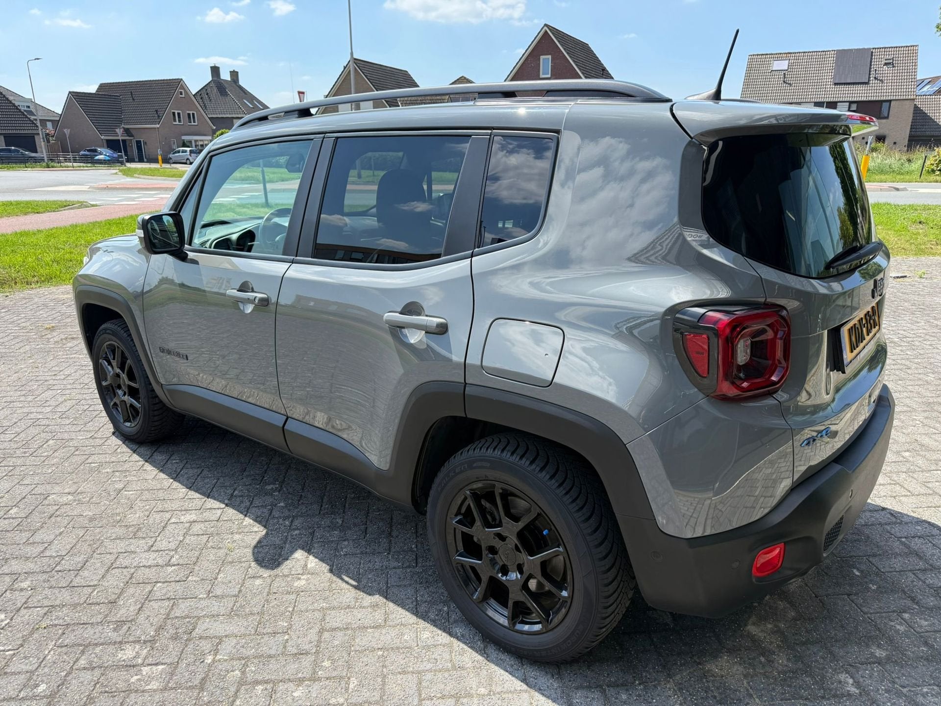 Jeep RENEGADE 4xe 240 Plug-in Hybrid Electric S, Auto's, Gebruikt, Bedrijf, Vierwielaandrijving, SUV of Terreinwagen