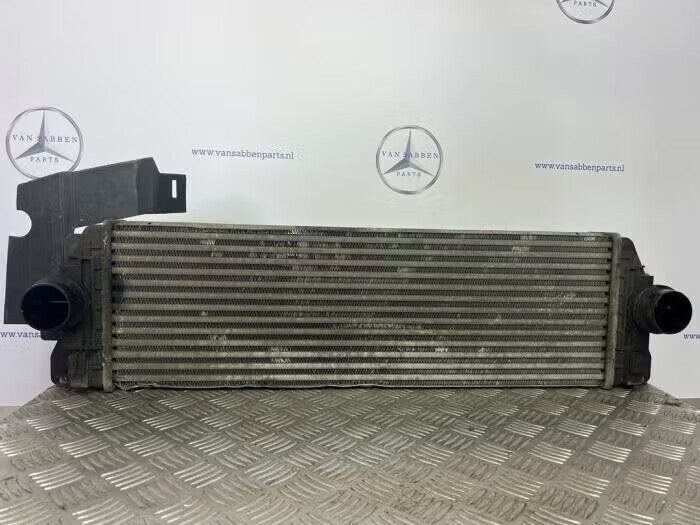 Intercooler van een Mercedes Sprinter, Auto-onderdelen, Ophalen of Verzenden, Gebruikt