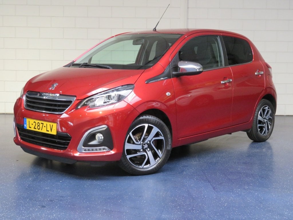 Peugeot 108 1.0 e-VTi Allure (bj 2021), Auto's, Gebruikt, Euro 6, 4 stoelen, Origineel Nederlands
