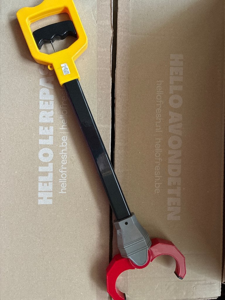 Grijp hand uit Disneyland, Ophalen, Zo goed als nieuw