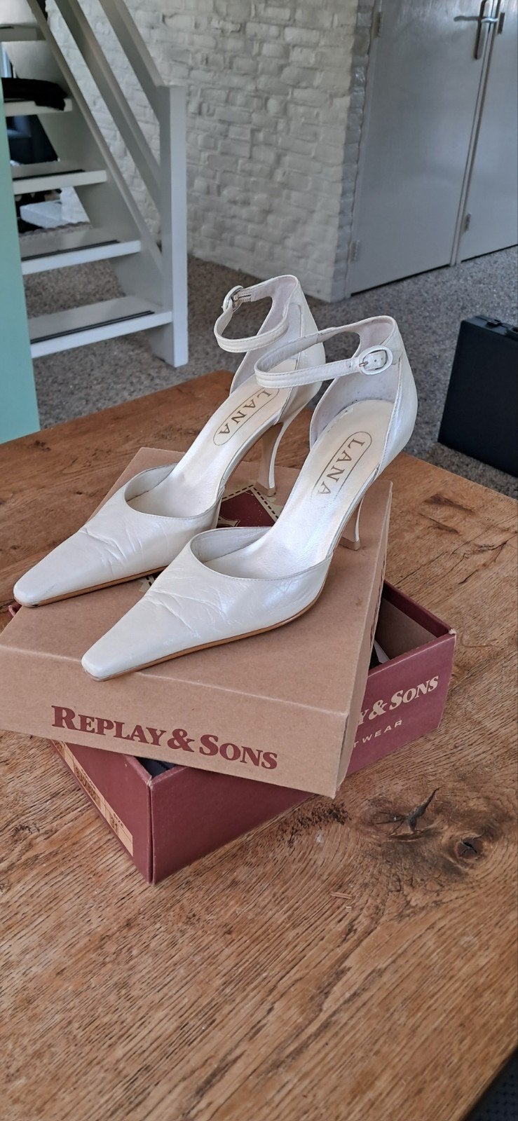 Trouwschoenen mt 4, Ophalen, Zo goed als nieuw, Overige kleuren, Accessoires