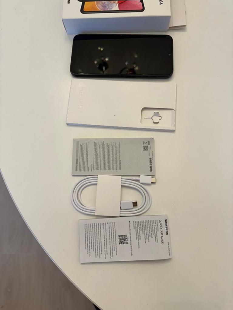 Galaxy A14 64gh Awesome black, Huis en Inrichting, Deurbellen, Ophalen of Verzenden, Zo goed als nieuw