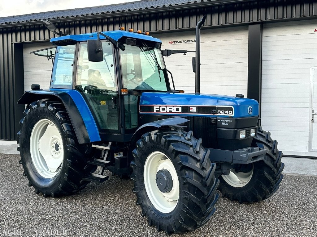 Ford  8240 SLE (1995), 80 tot 120 Pk, Meer dan 10000, Ophalen of Verzenden, Ford