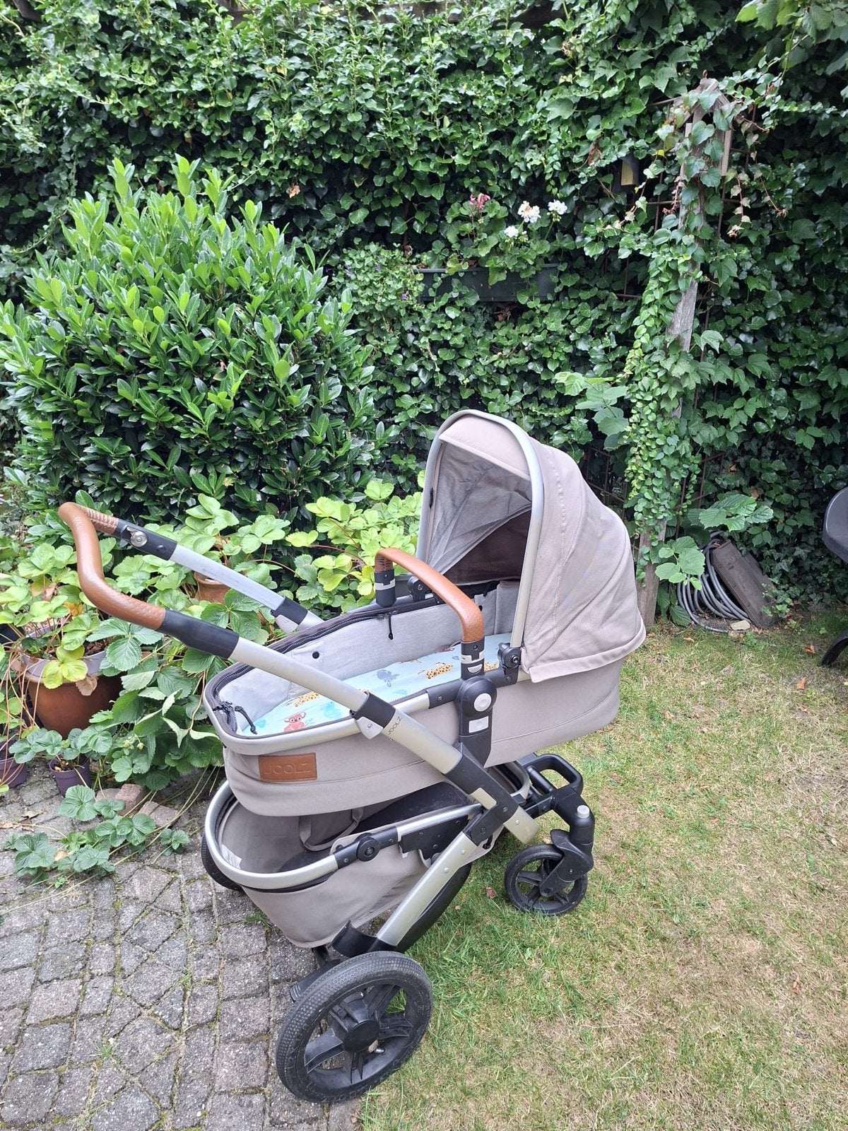 Joolz Geo 2 Kinderwagen met extra kindersitje - Erg netjes, Duowagen, Zo goed als nieuw, Ophalen, Kinderwagen
